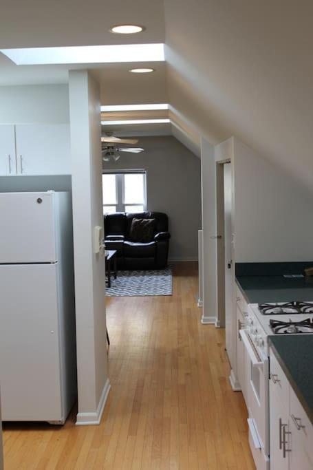 Lincoln Park Living - 3 Queen Beds - Sleeps 6 Chicago Ngoại thất bức ảnh